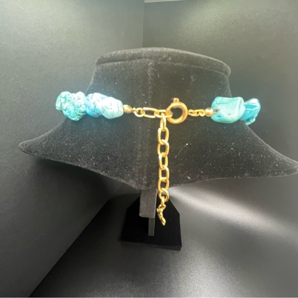 Dyed & Stabilized magnesite Turquoise Nugget Beaded Necklace – TB Marked Chain - Picture 7 of 9